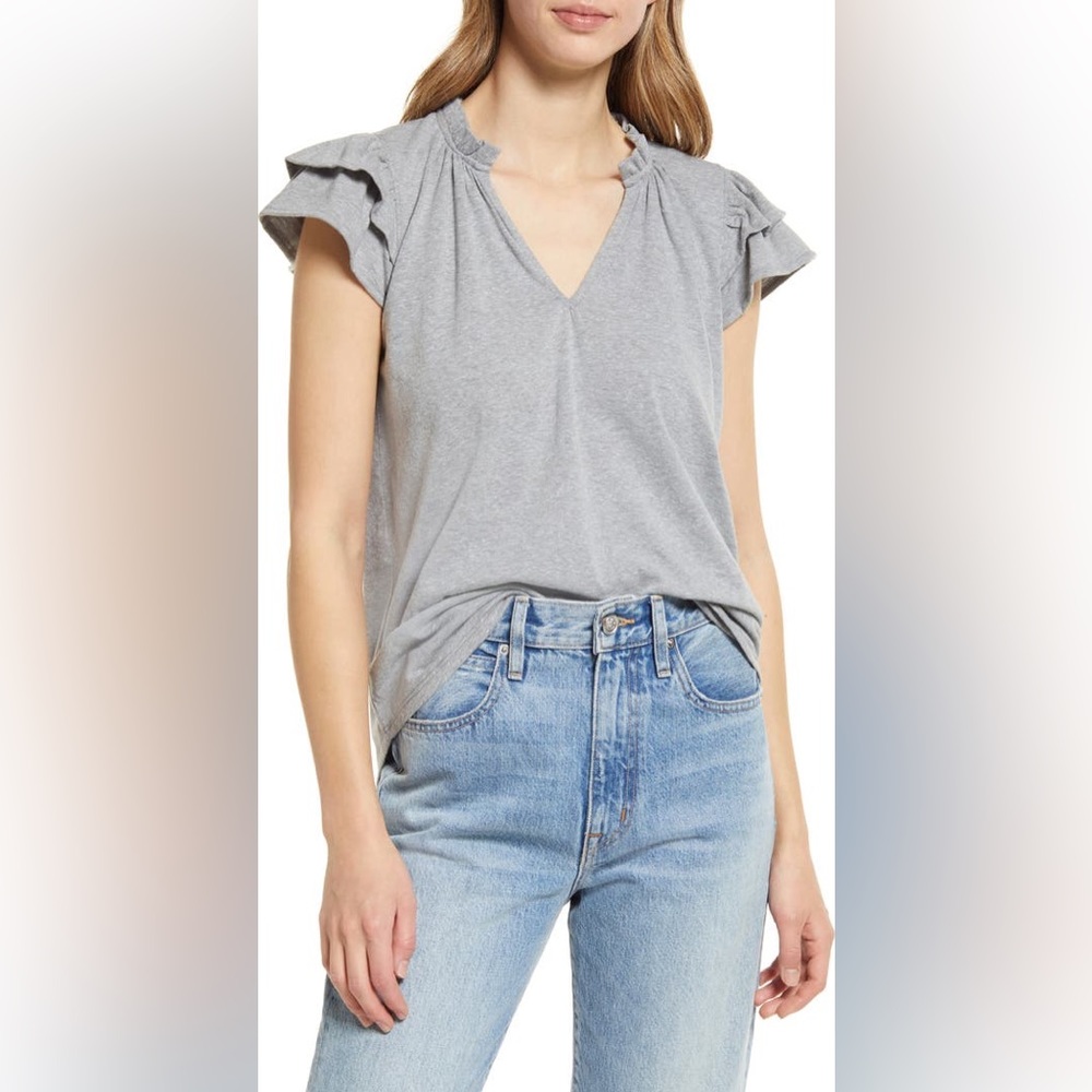 GIBSONLOOK Ruffle Knit Grey Top